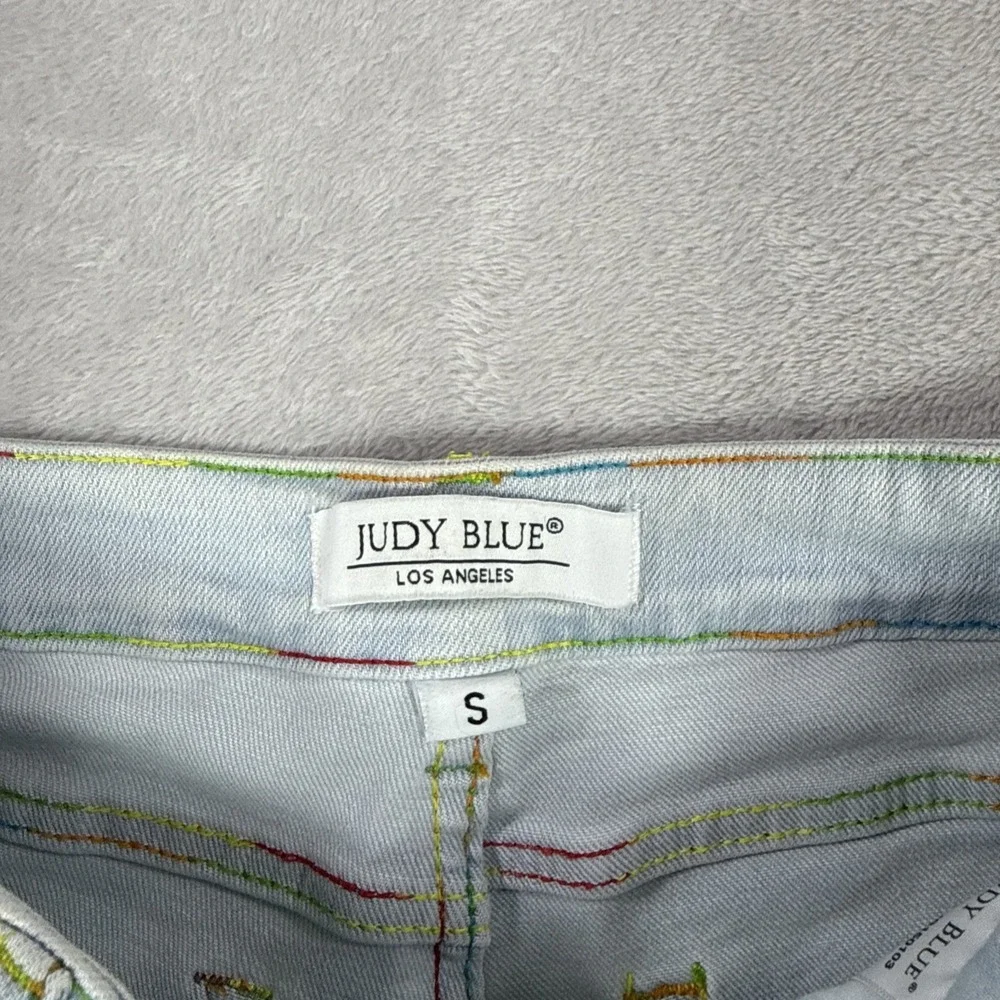 Judy Blue Denim Shorts Light Wash Womens Small Rainbow Stitch